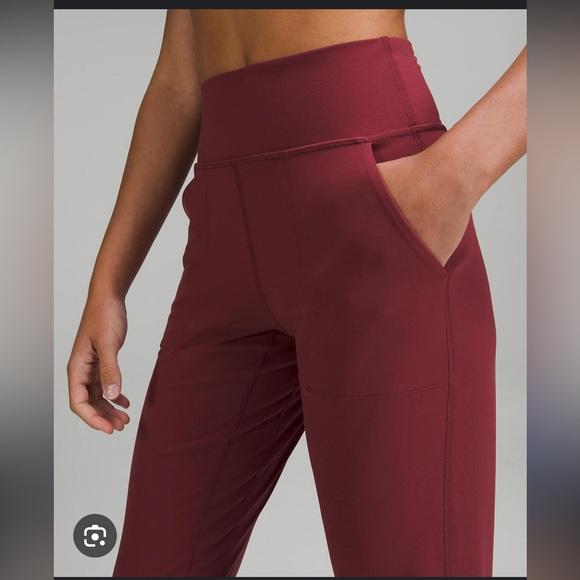 Lululemon Align Cropped Joggers - Picture 2 of 10